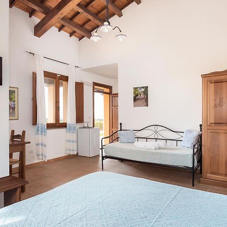 Agriturismo S'Incant'E Sinis San Salvatore  Buitenkant foto
